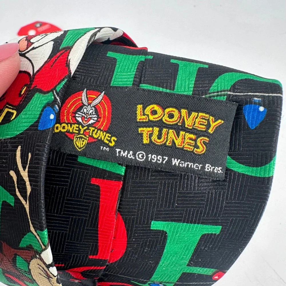 NWT‎ Looney Tunes Bugs Bunny Christmas Tie Mens Holiday festive Vintage Y2K